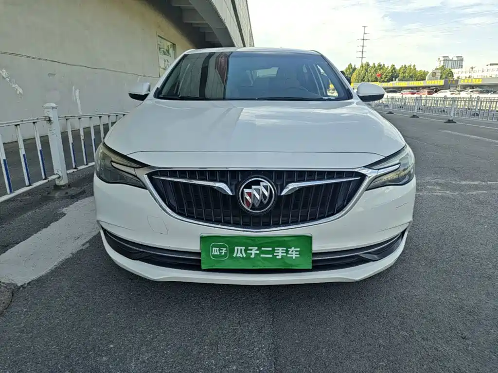 Buick Excelle — миниатюра 3