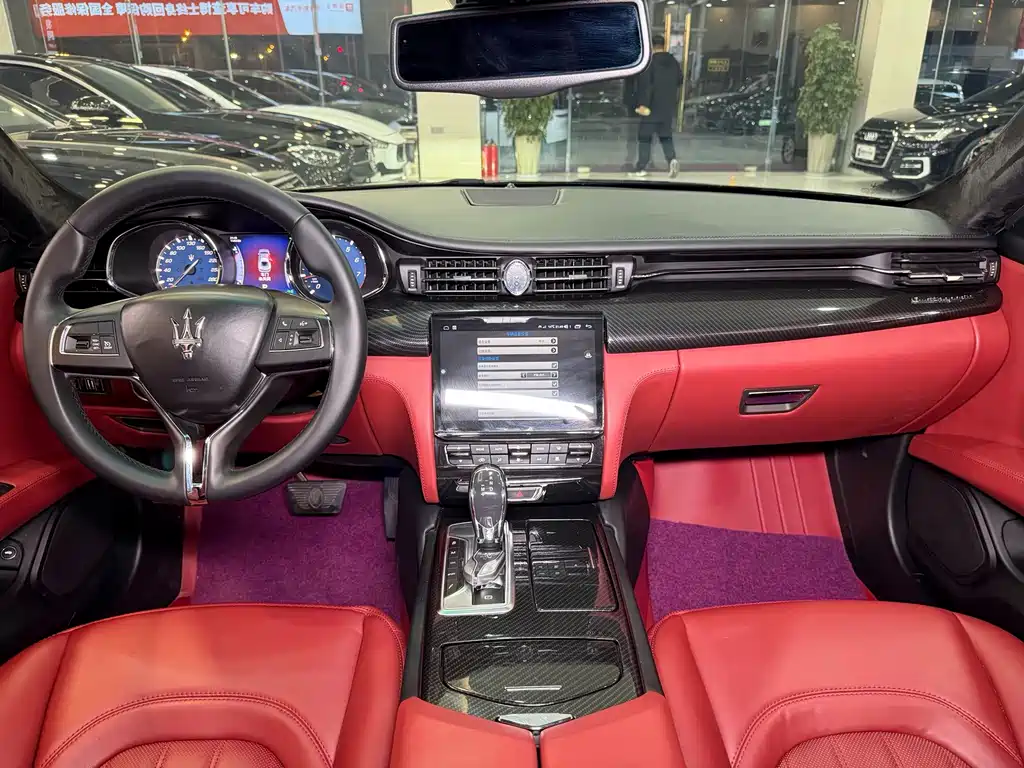 Maserati Quattroporte — миниатюра 16
