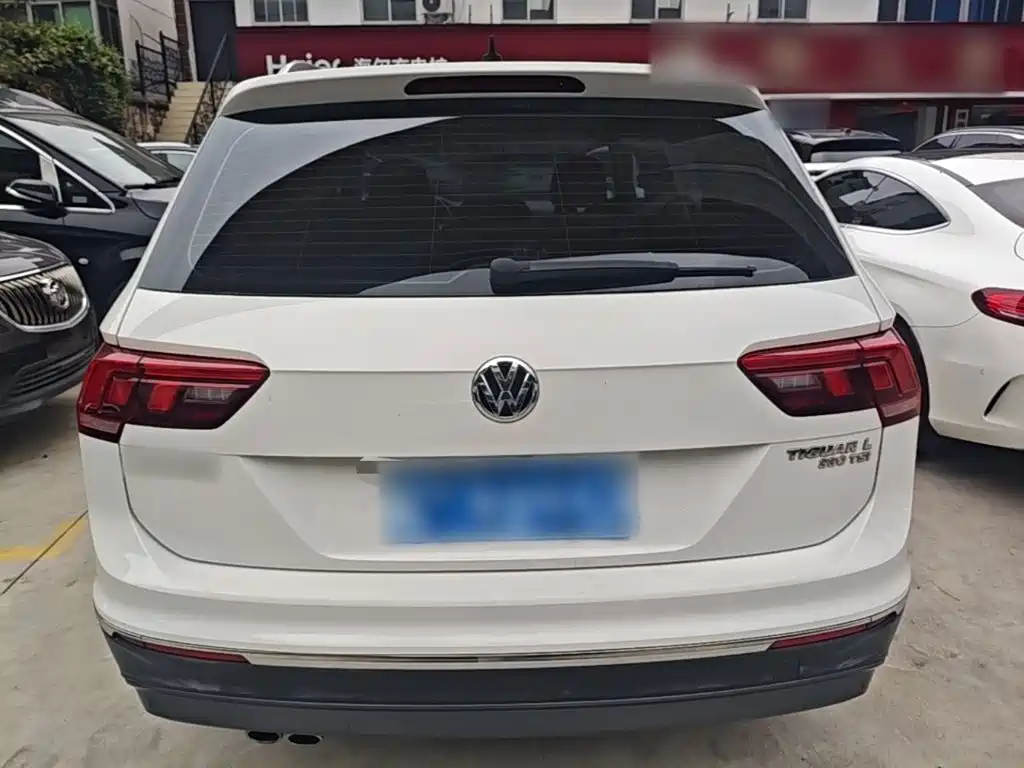 Volkswagen Tiguan L — миниатюра 6