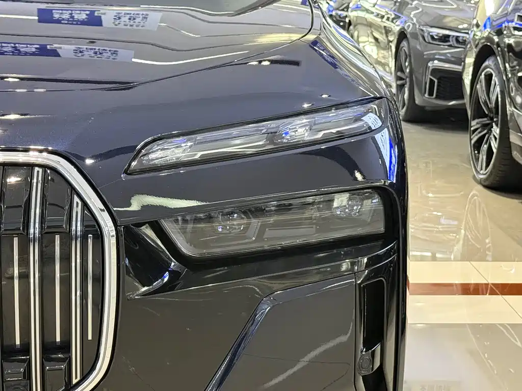 BMW 7 Series 7 2023 740Li Lead M Sport