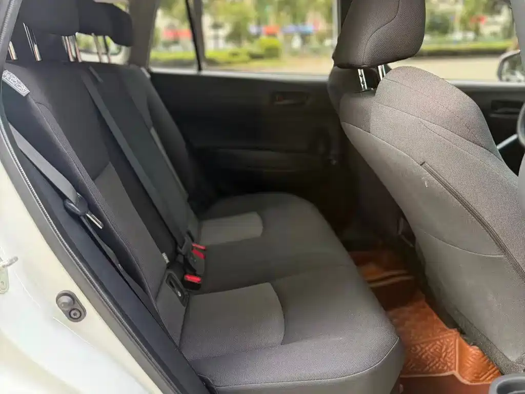 Toyota Frontlander — миниатюра 12