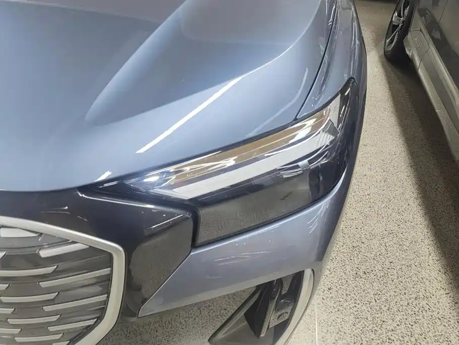 Audi Q4 e-tron 2024 40 e-tron