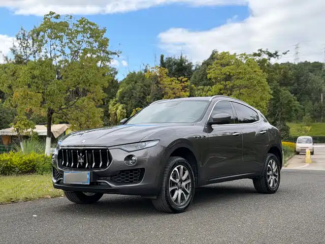 MASERATI LEVANTE