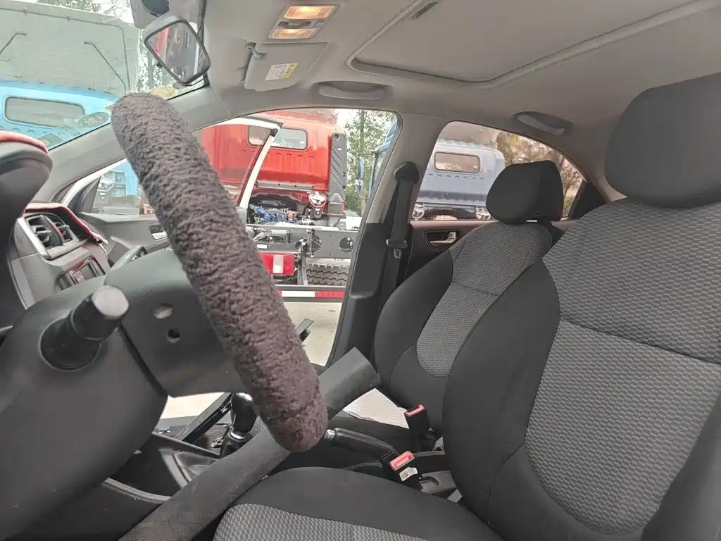 Hyundai Verna — миниатюра 8