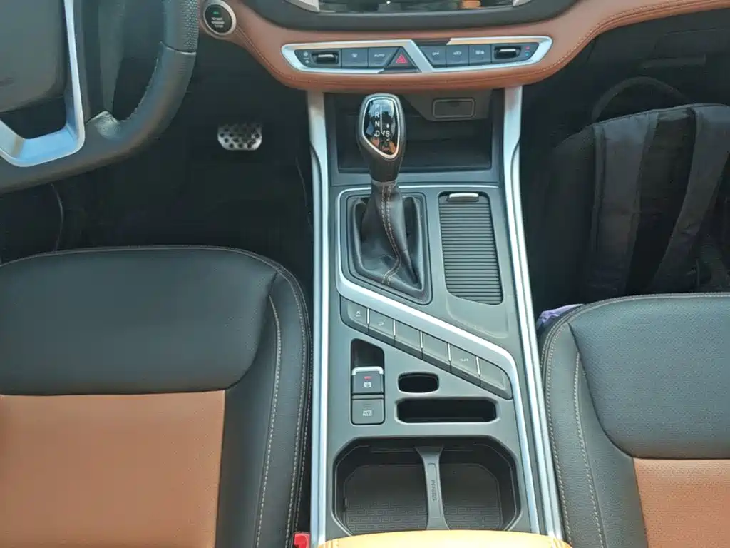 Geely Vision X6 — миниатюра 14