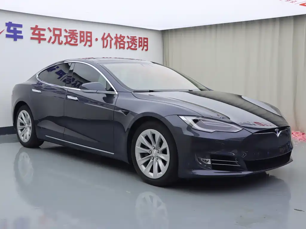 Tesla Model S — миниатюра 25
