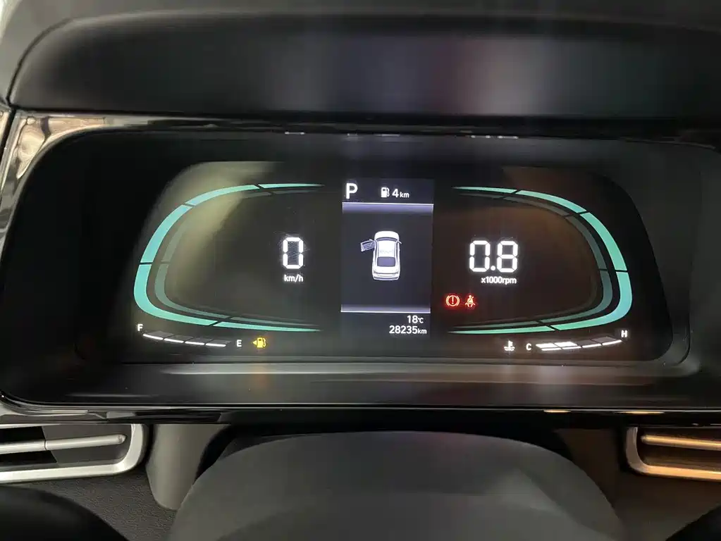 Hyundai Elantra — миниатюра 9