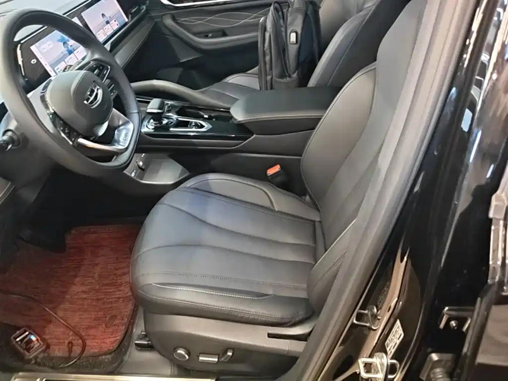 Geely Xingyue L — миниатюра 15