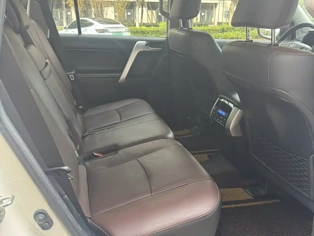 Toyota Prado — миниатюра 20