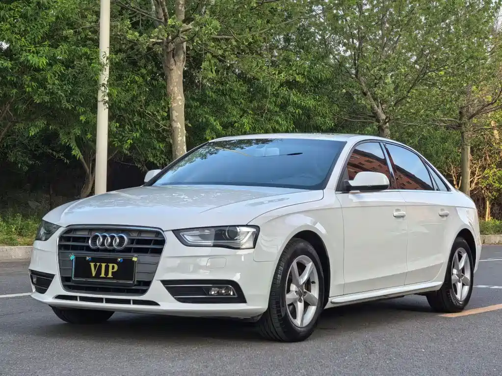 Audi A4L 2013