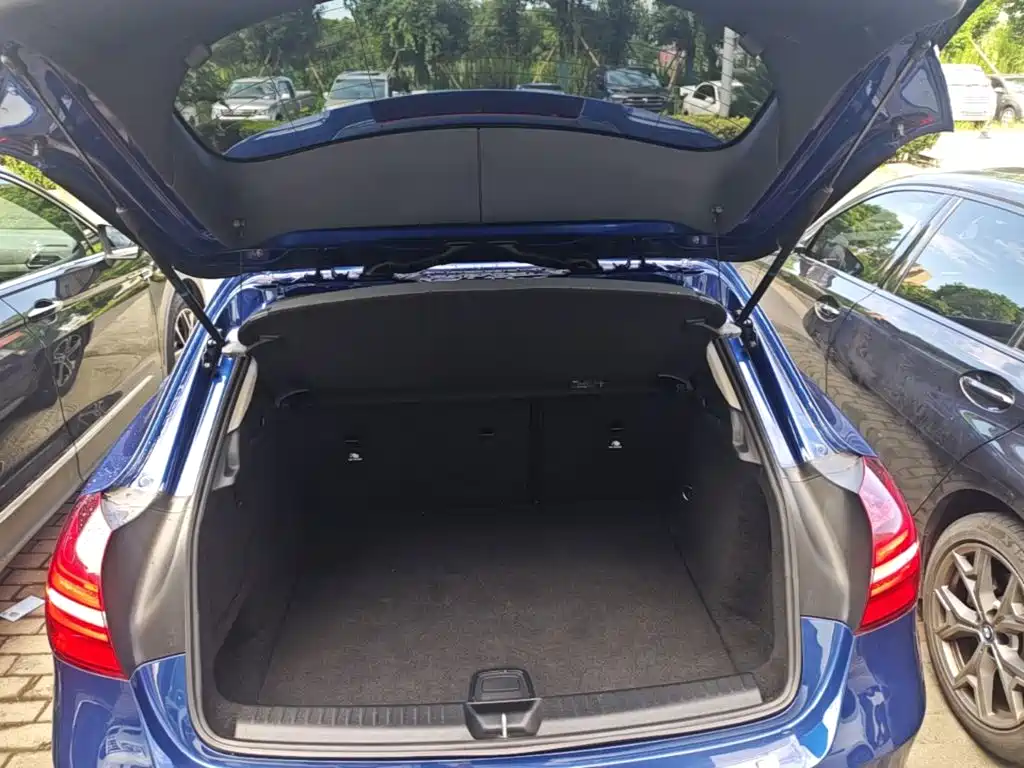 Mercedes-Benz GLA — миниатюра 19