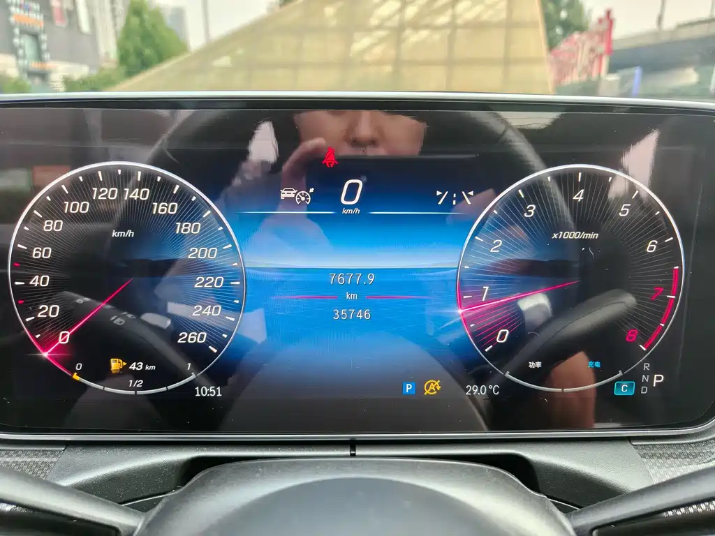 Mercedes-Benz C-Class — миниатюра 9