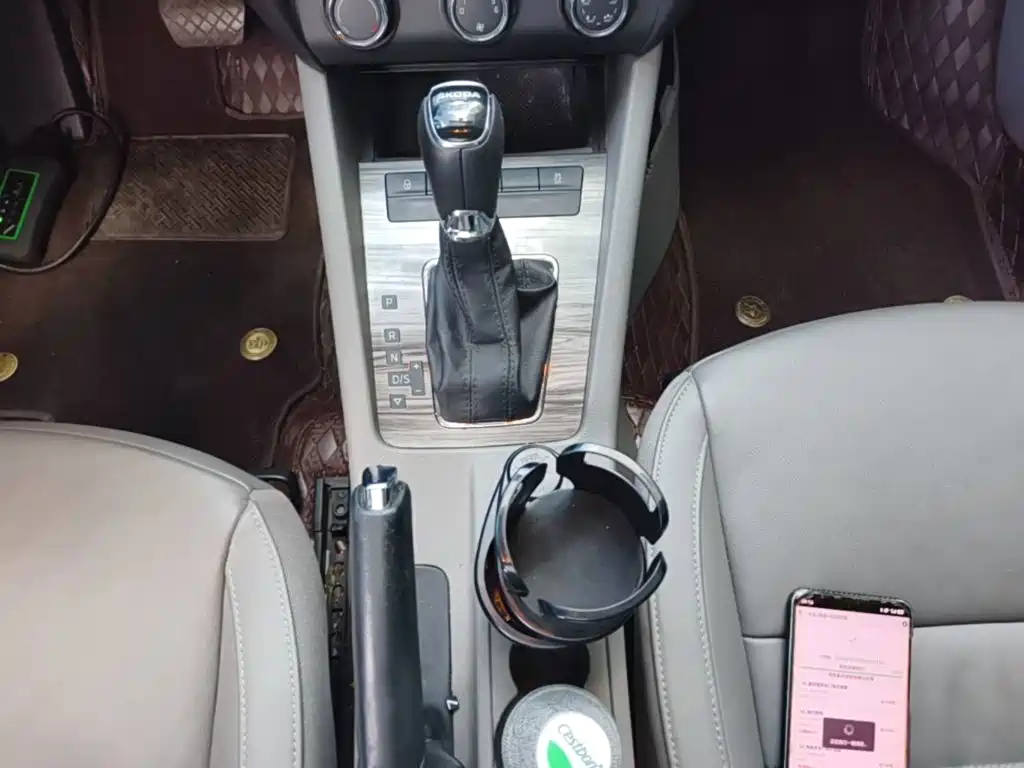 Skoda Octavia — миниатюра 14