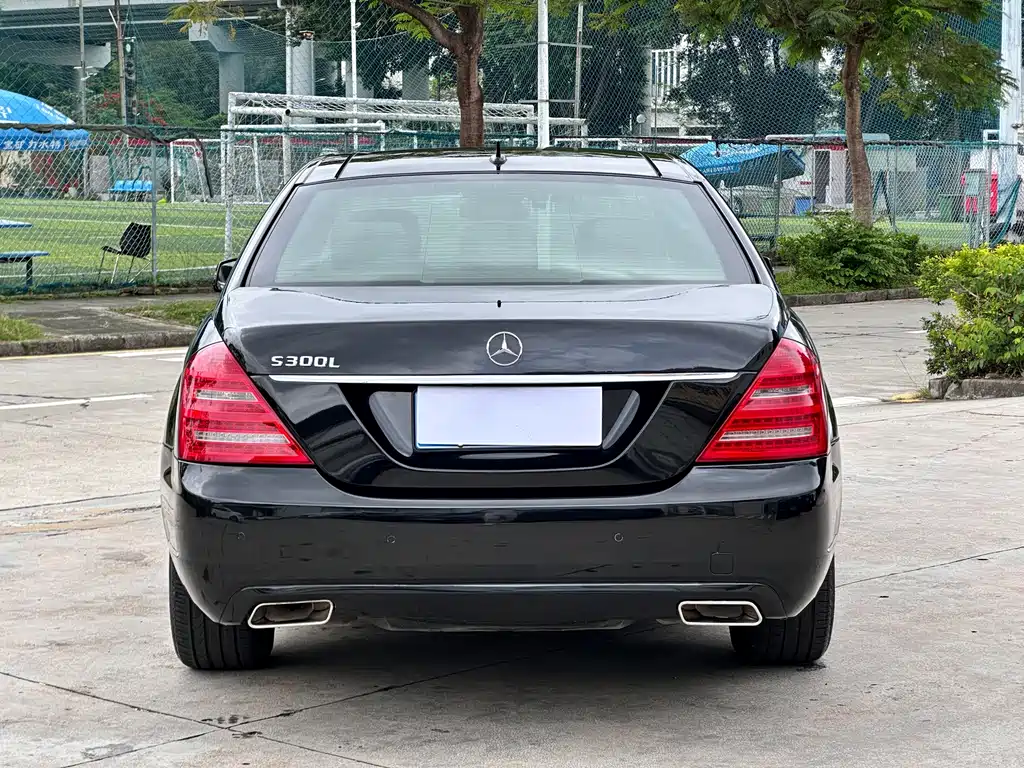 Mercedes-Benz S-Class — миниатюра 6