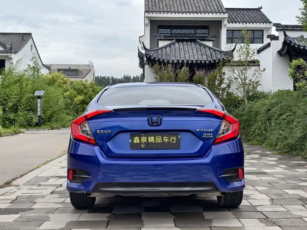 Honda Civic — миниатюра 6