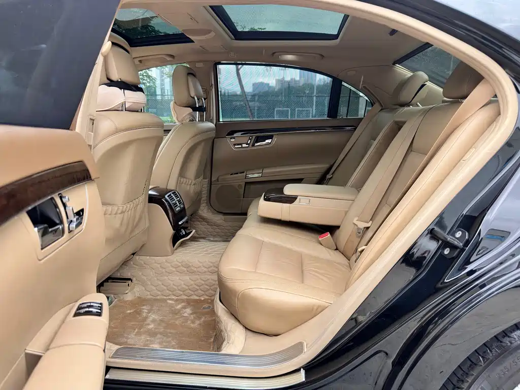 Mercedes-Benz S-Class — миниатюра 8