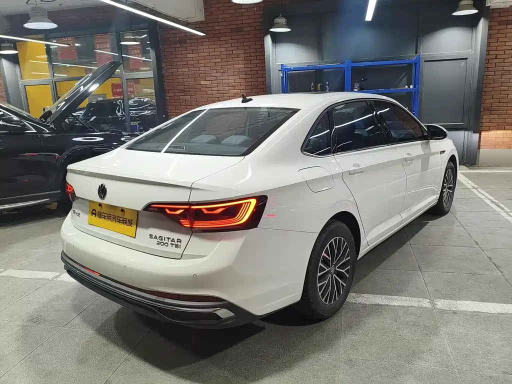 Volkswagen Sagitar — миниатюра 4