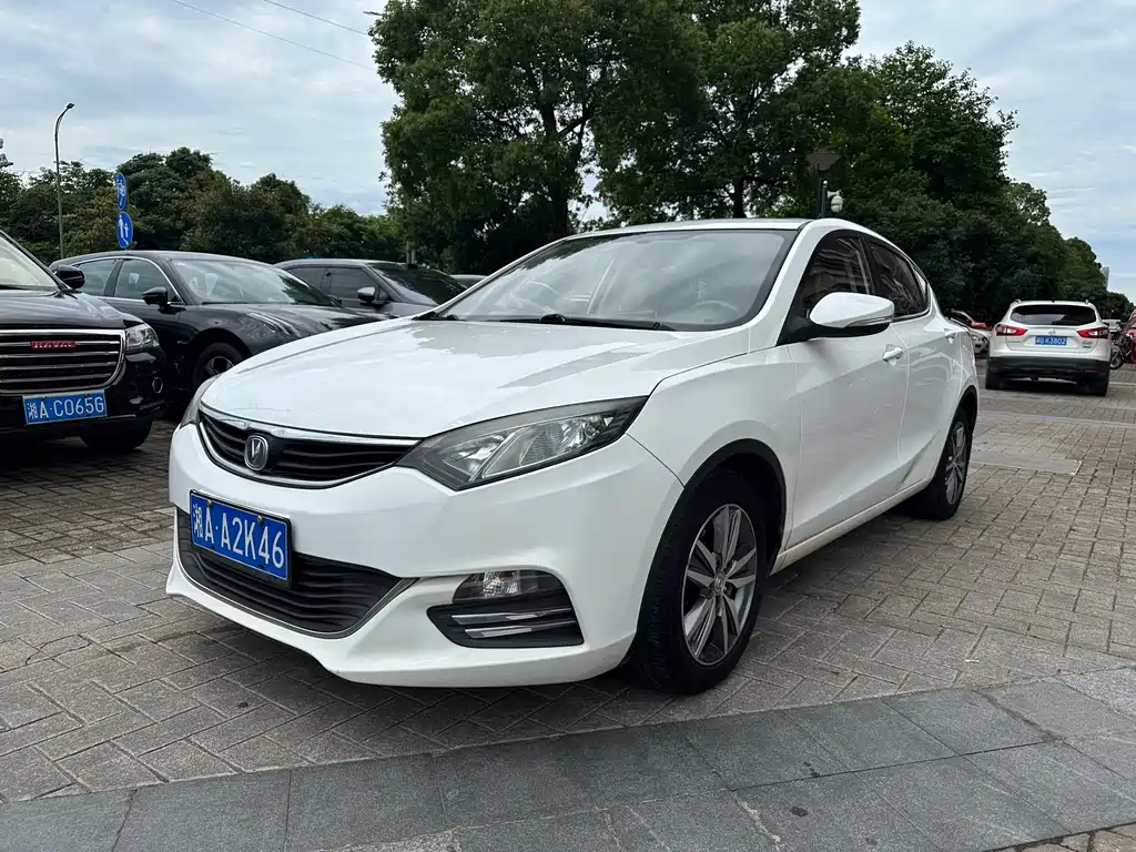 Changan Eado XT 2015