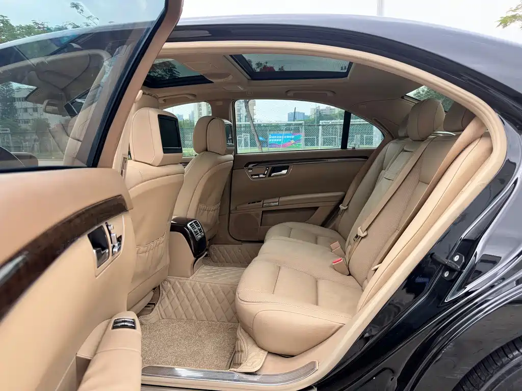 Mercedes-Benz S-Class — миниатюра 9