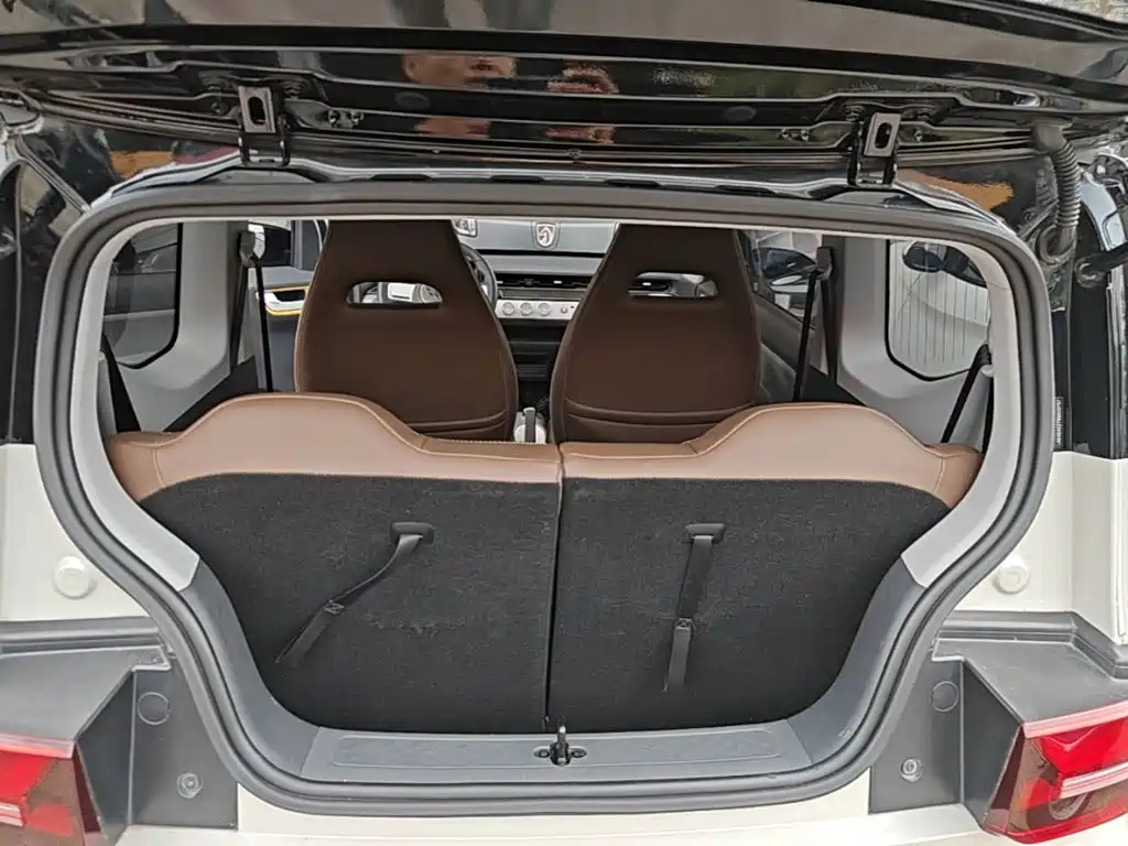 Wuling MINIEV — миниатюра 19