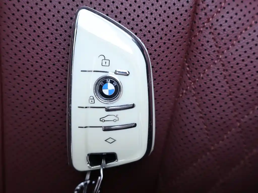 BMW 5 Series — миниатюра 25