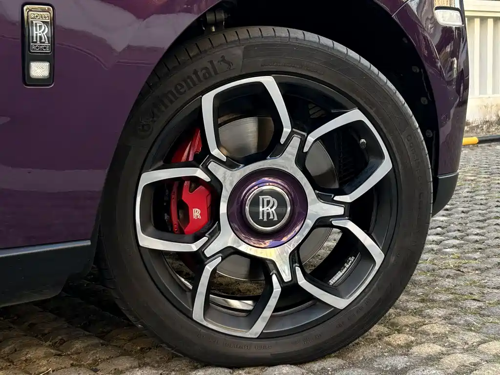 ROLLS-ROYCE CULLINAN