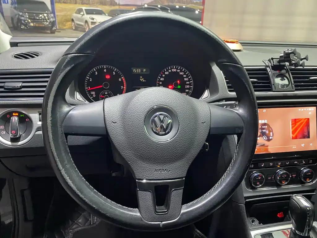 Volkswagen Passat 2014 1.8TSI DSG