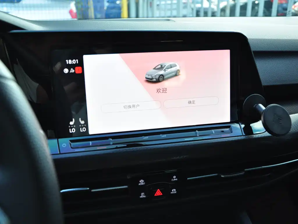 Volkswagen Golf GTI — миниатюра 13