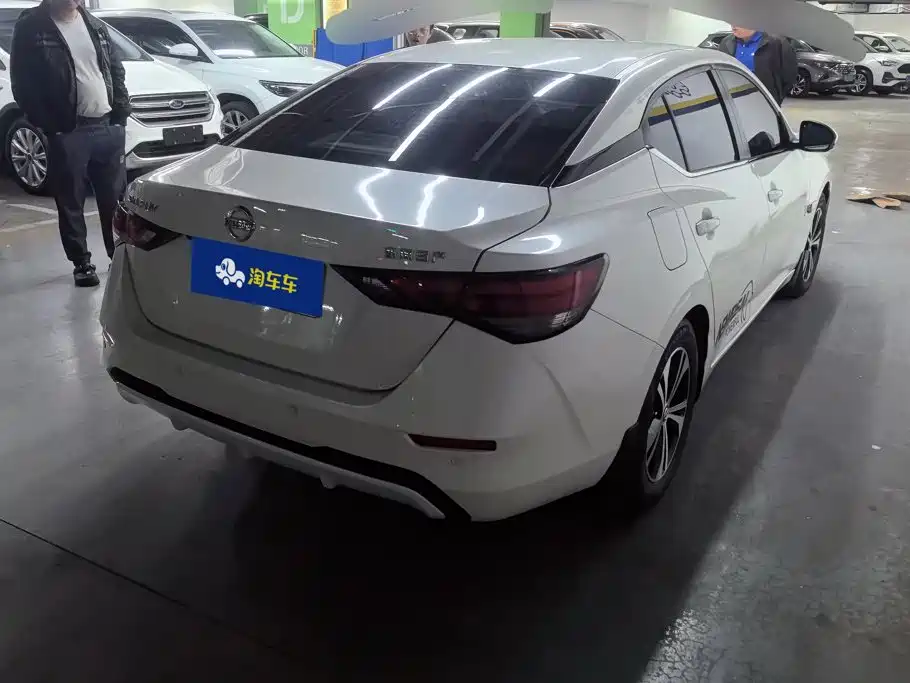 Nissan Sylphy — миниатюра 3
