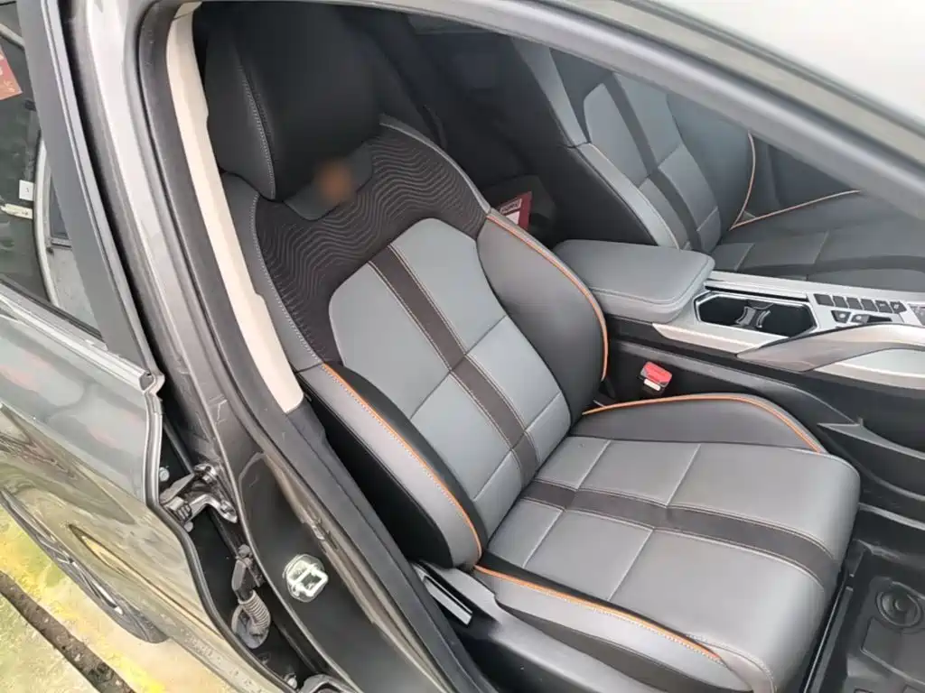 Geely Binyue — миниатюра 25