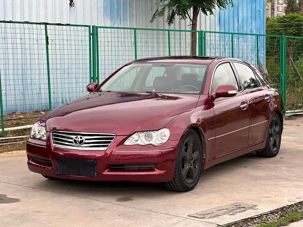Toyota Reiz 2010