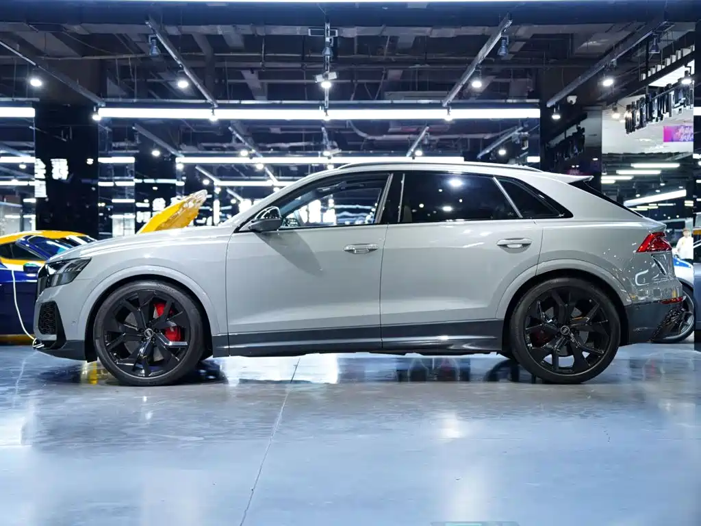 Audi RS Q8 — миниатюра 22