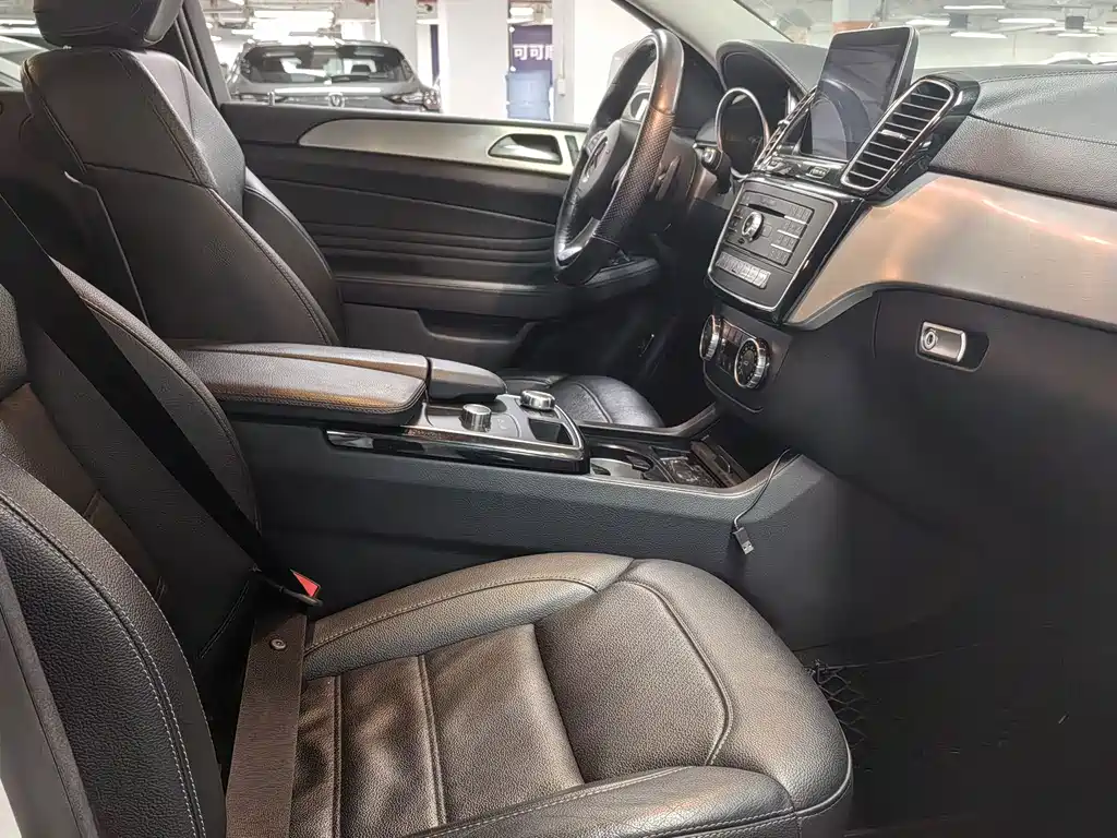 Mercedes-Benz GLE Coupe — миниатюра 11