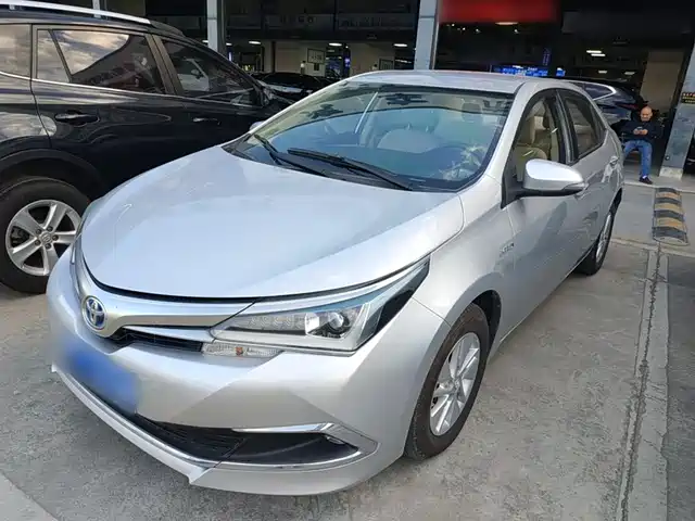 TOYOTA COROLLA 2017