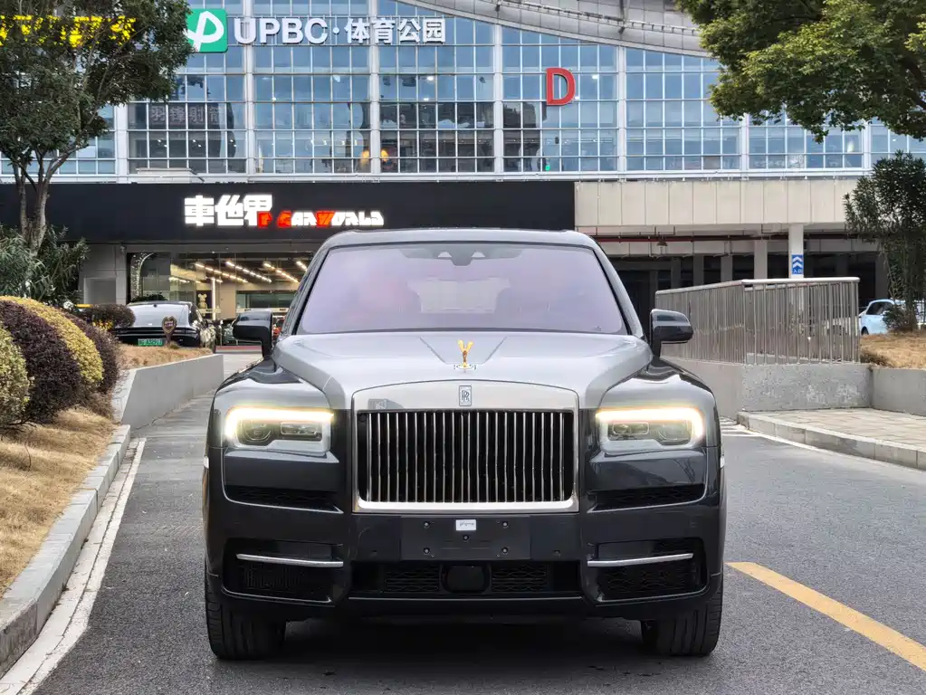 ROLLS-ROYCE CULLINAN