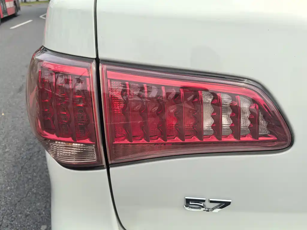 Infiniti QX — миниатюра 11