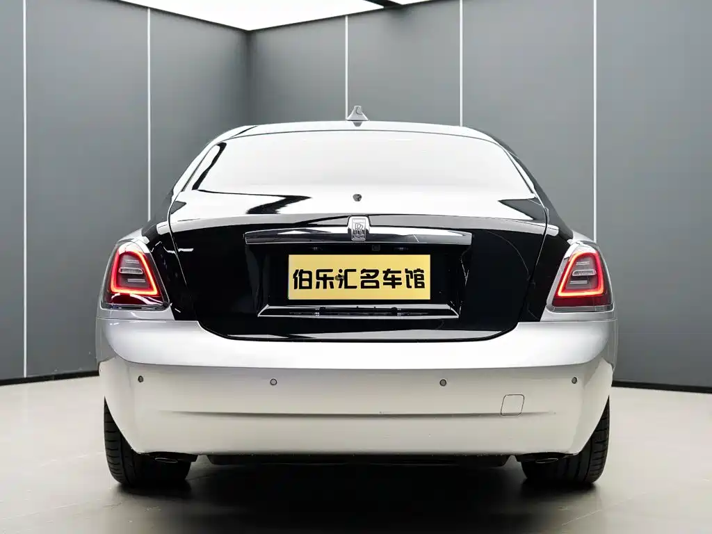 Rolls-Royce Ghost — миниатюра 33