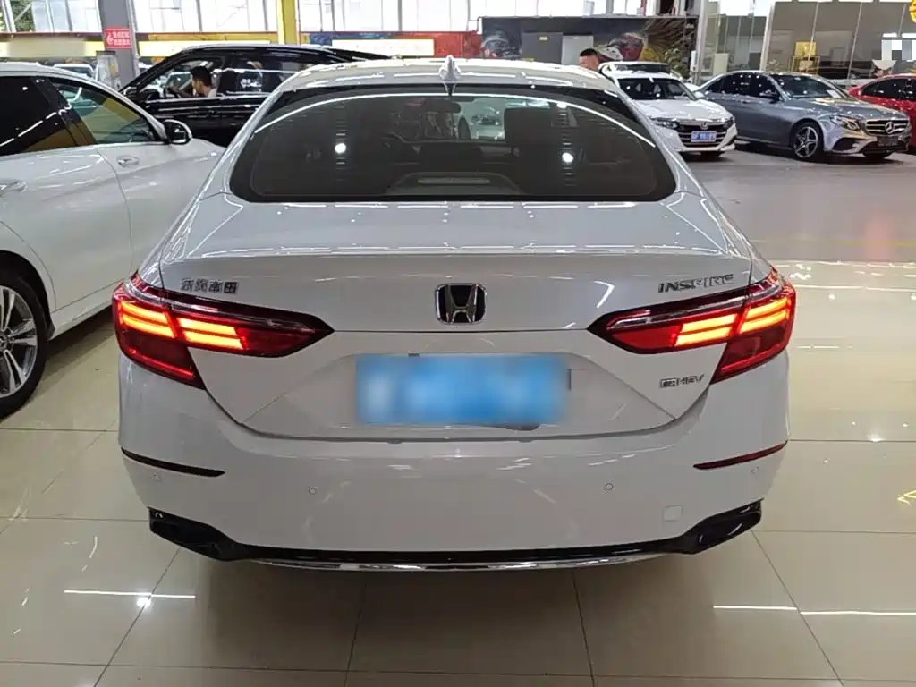Honda Inspire — миниатюра 6