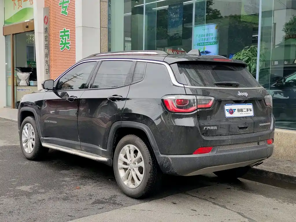 Jeep Compass — миниатюра 4