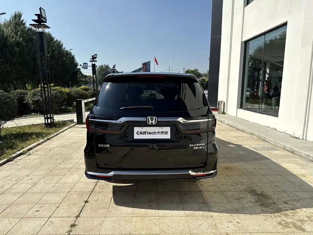 Honda Elysion — миниатюра 3
