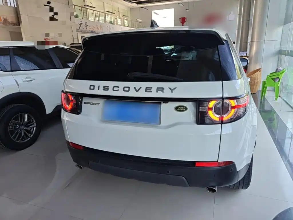 Land Rover Discovery Sport — миниатюра 6