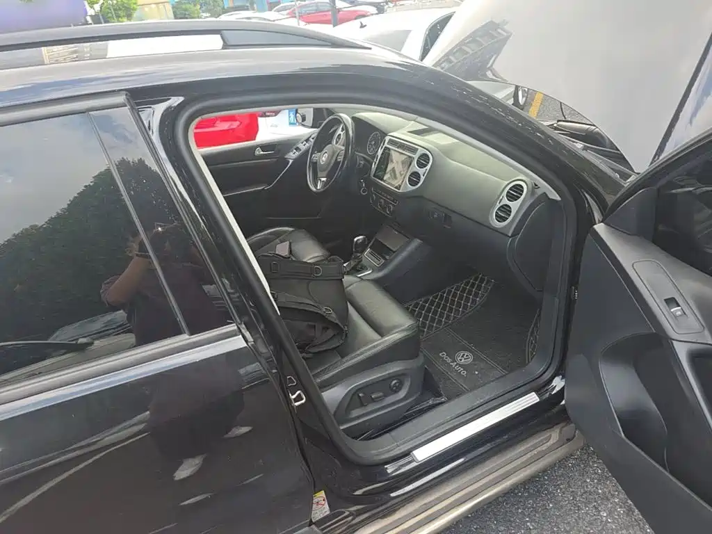 Volkswagen Tiguan — миниатюра 9