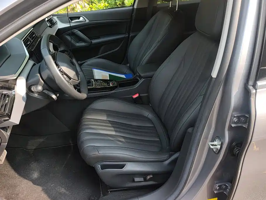 Peugeot 408 — миниатюра 9