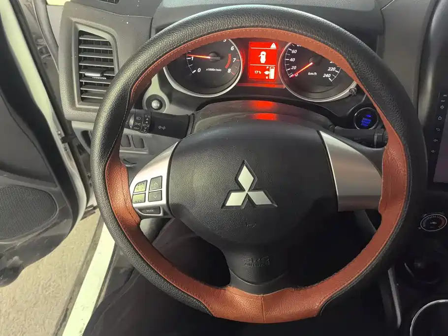 Mitsubishi ASX — миниатюра 15