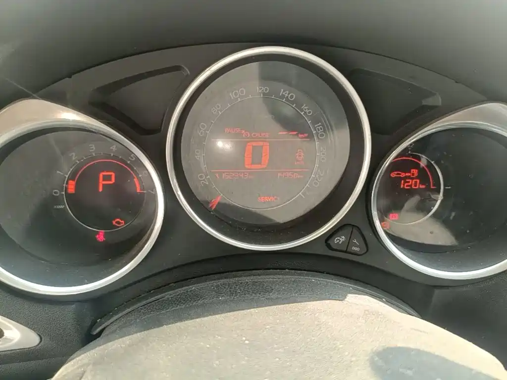 Citroen C4L — миниатюра 12
