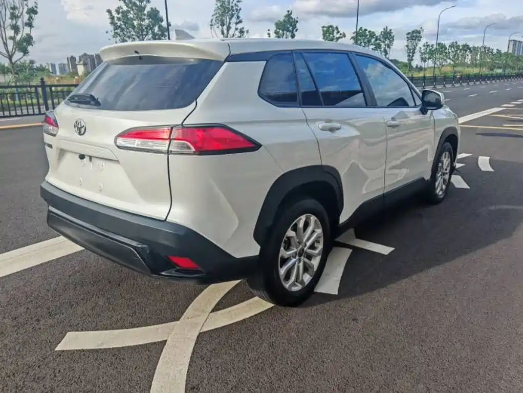Toyota Frontlander — миниатюра 4