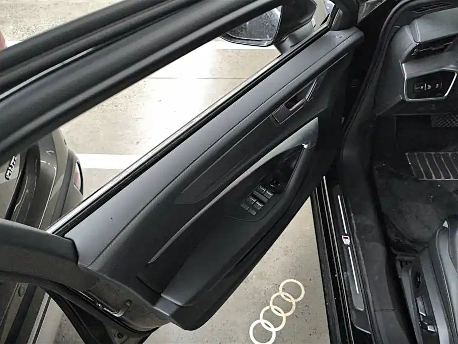 Audi A6L 2024 45 TFSI