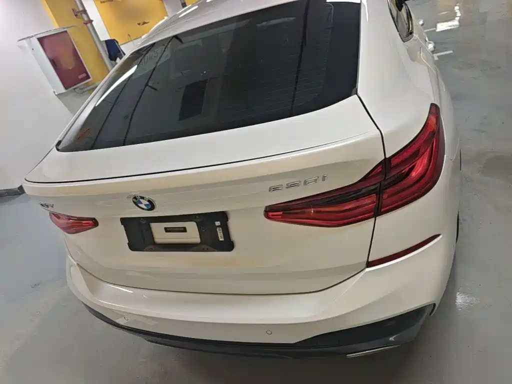 BMW 6 Series GT — миниатюра 6