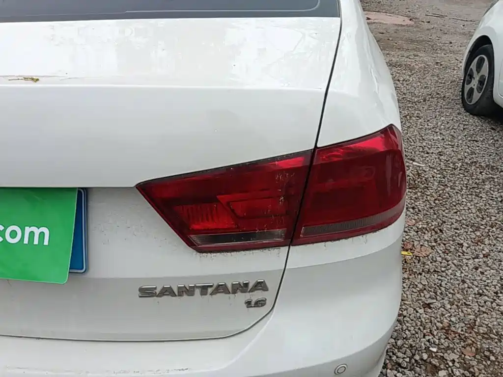 Volkswagen Santana — миниатюра 8
