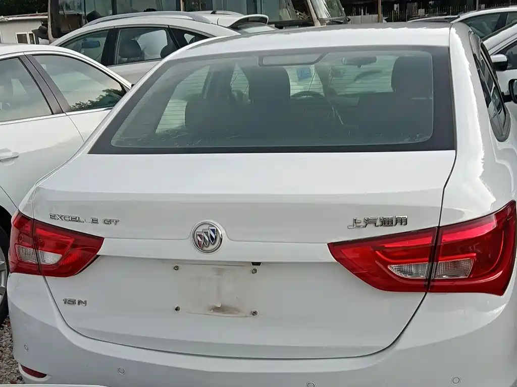 Buick Excelle — миниатюра 3